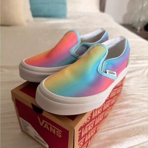 NEW Vans Classic Slip-On in Rainbow and White